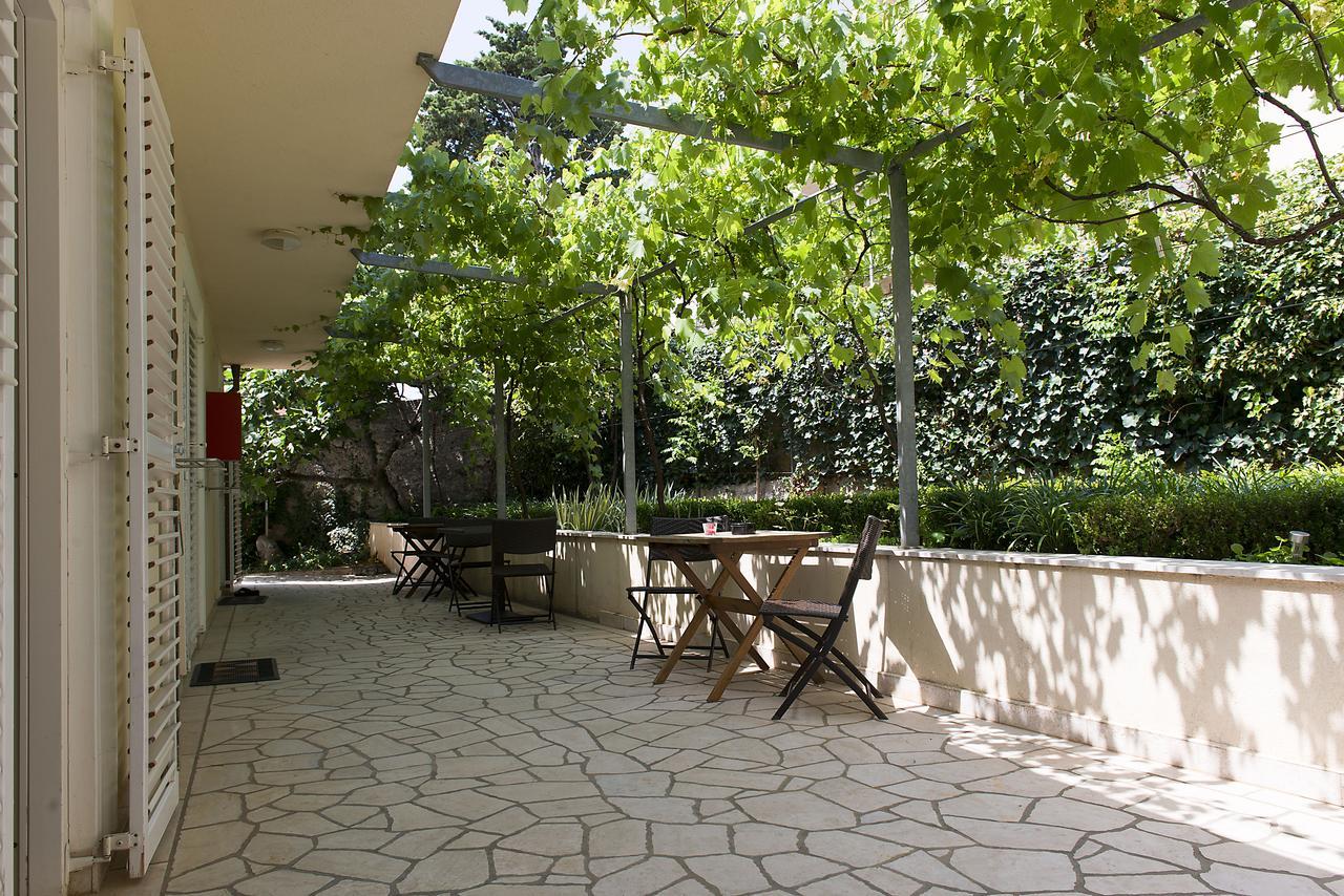 Hotel Pansion Maestral Novi Vinodolski Exterior foto